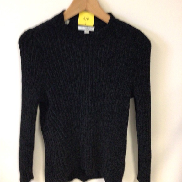 Jachs Girlfriend NWOT soft and cozy black sweater - Picture 2 of 9
